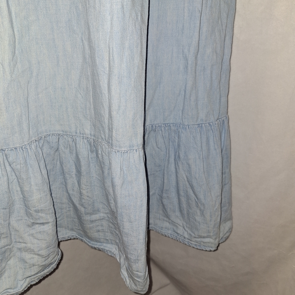 Old Navy Bluedress With Pockets. - Picture 2 of 5